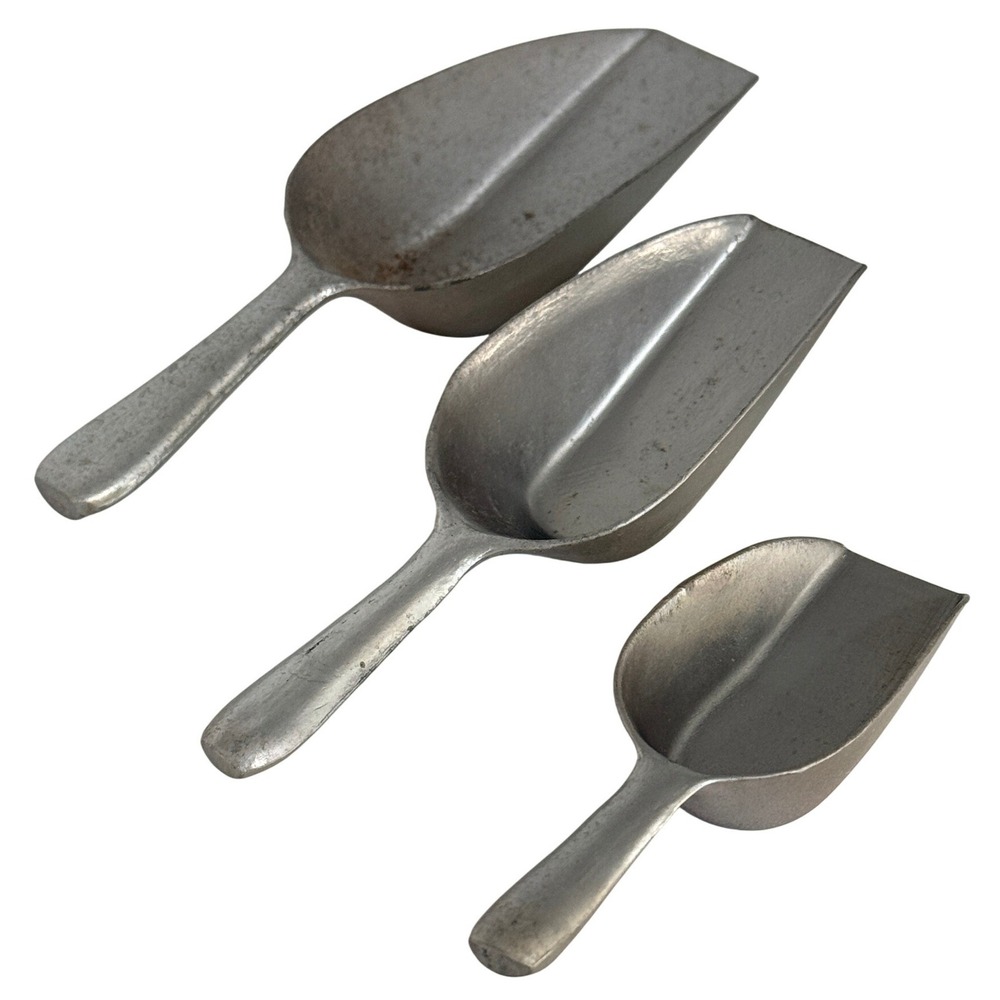 Vintage West Germany Nesting Kitchen Scoops Set 3 Cast Aluminum Silver 5-7 Inch